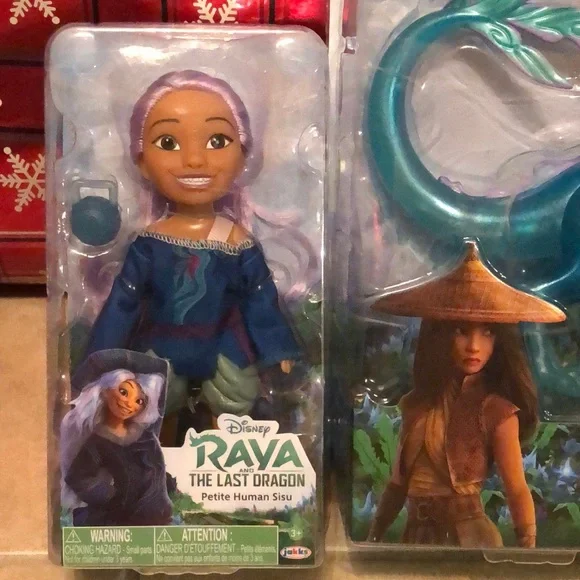 Disney Gift Bundle Raya Playset - Picture 2 of 3